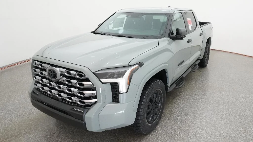 New 2026 Lunar Rock Toyota SR5 image 20
