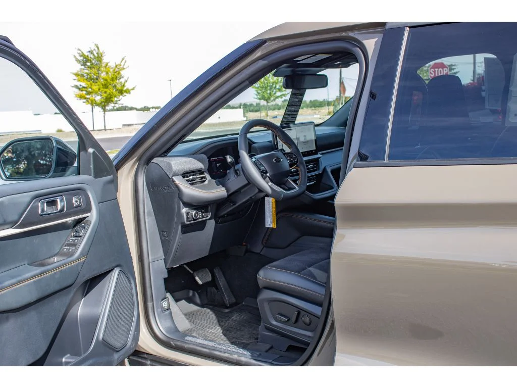 New 2026 MARSH GRAY Ford Tremor image 29