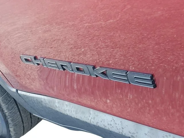 Used 2020 Velvet Red Pear Jeep Altitude image 27
