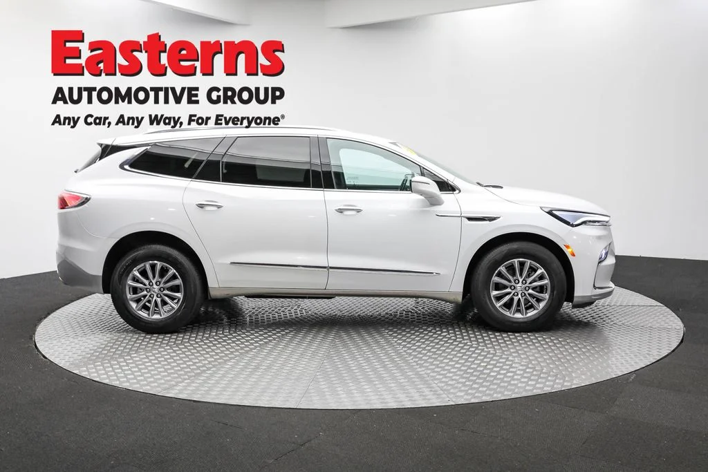 Used 2024 White Buick Premium Group image 4