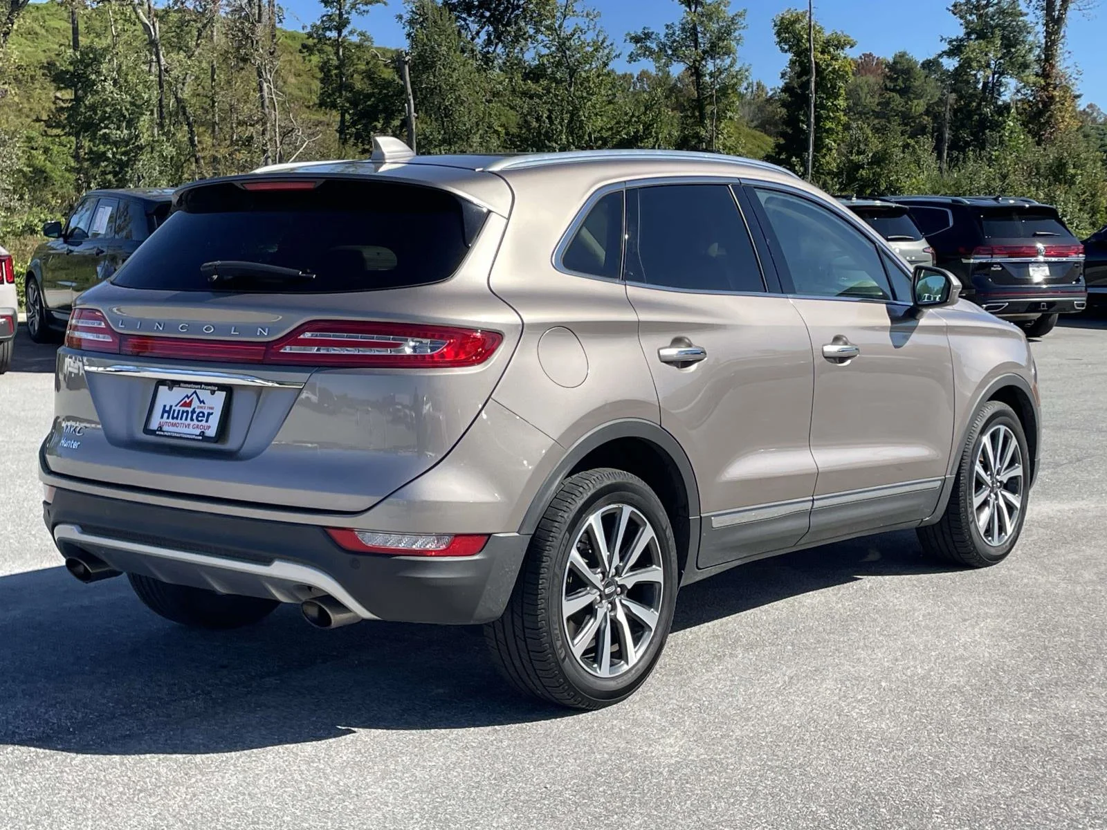 Used 2019 Iced Mocha Metallic Lincoln Reserve image 27