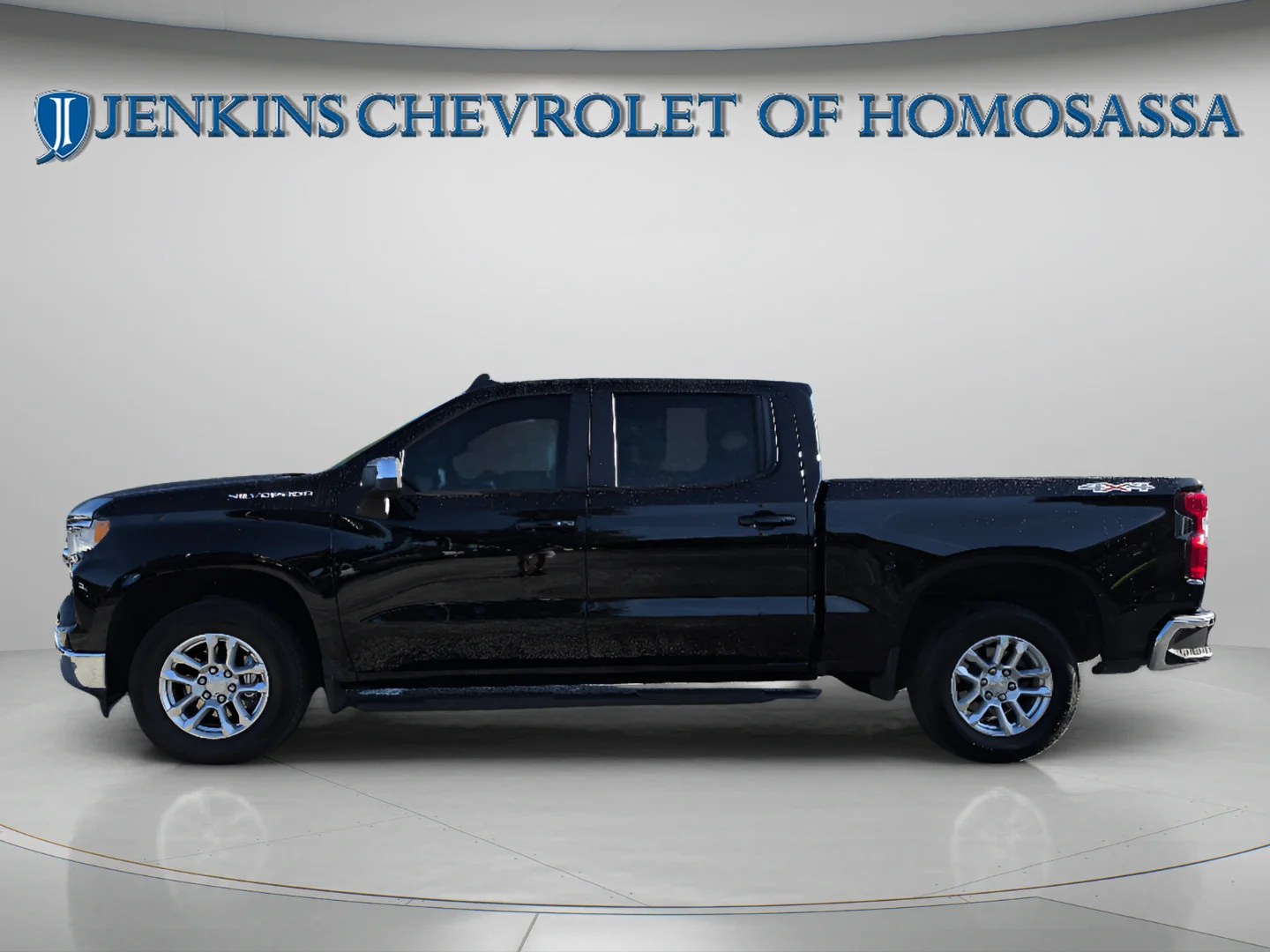 Used 2023 Black Chevrolet LT image 9