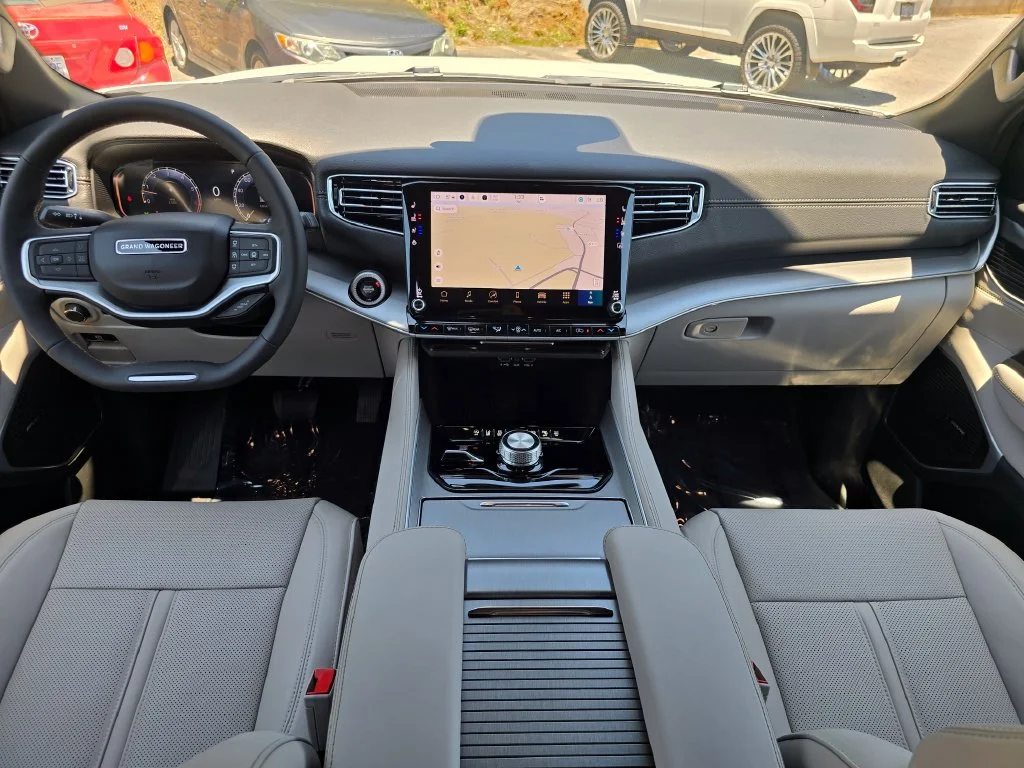 New 2026 White Jeep  image 6