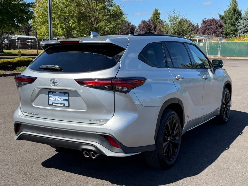 Used 2025 Celestial Silver Metallic Toyota XSE image 8