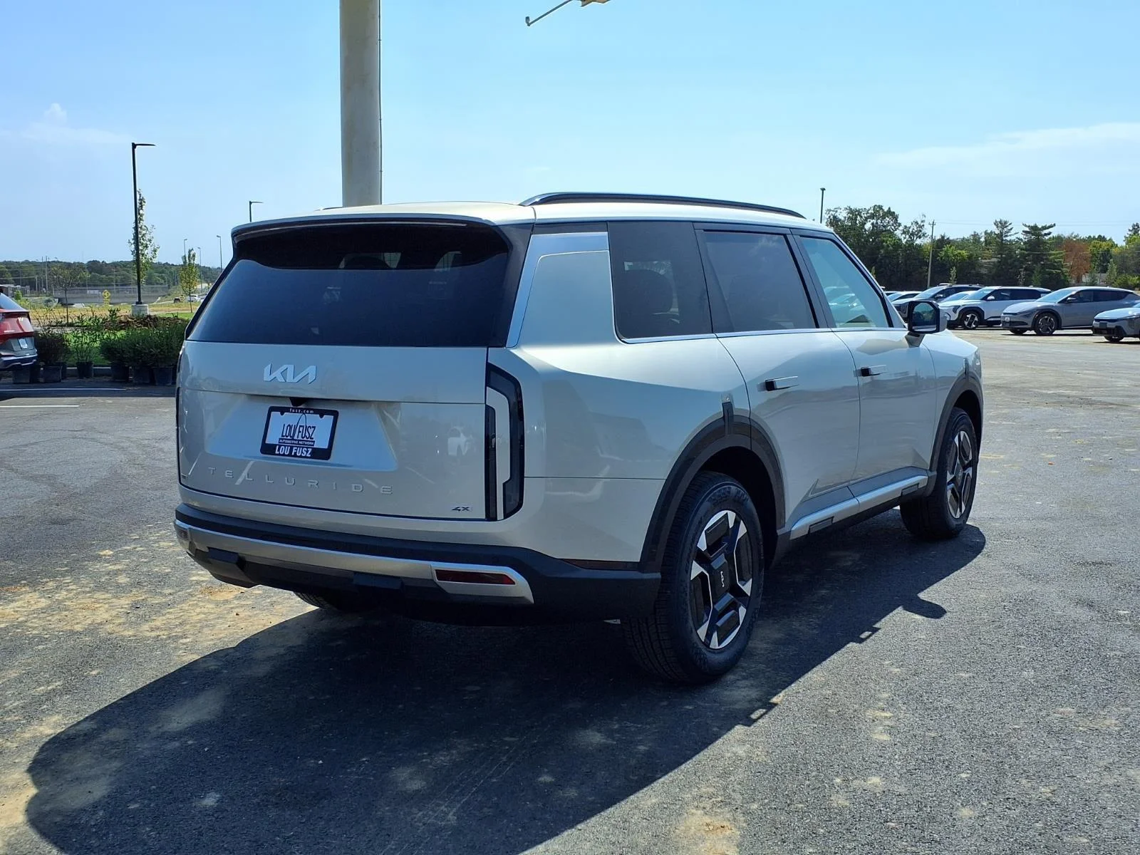 New 2027 Ivory Silver KIA EX AWD image 17