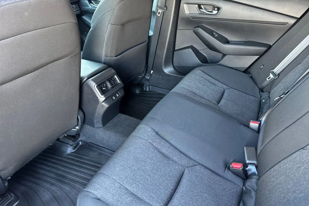 Used 2025 Meteorite Gray Metallic Honda LX image 14