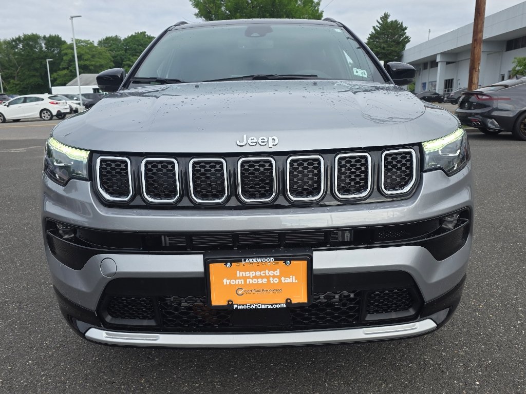 Used 2023 Billet Silver Metallic Clear Coat Jeep Limited image 10
