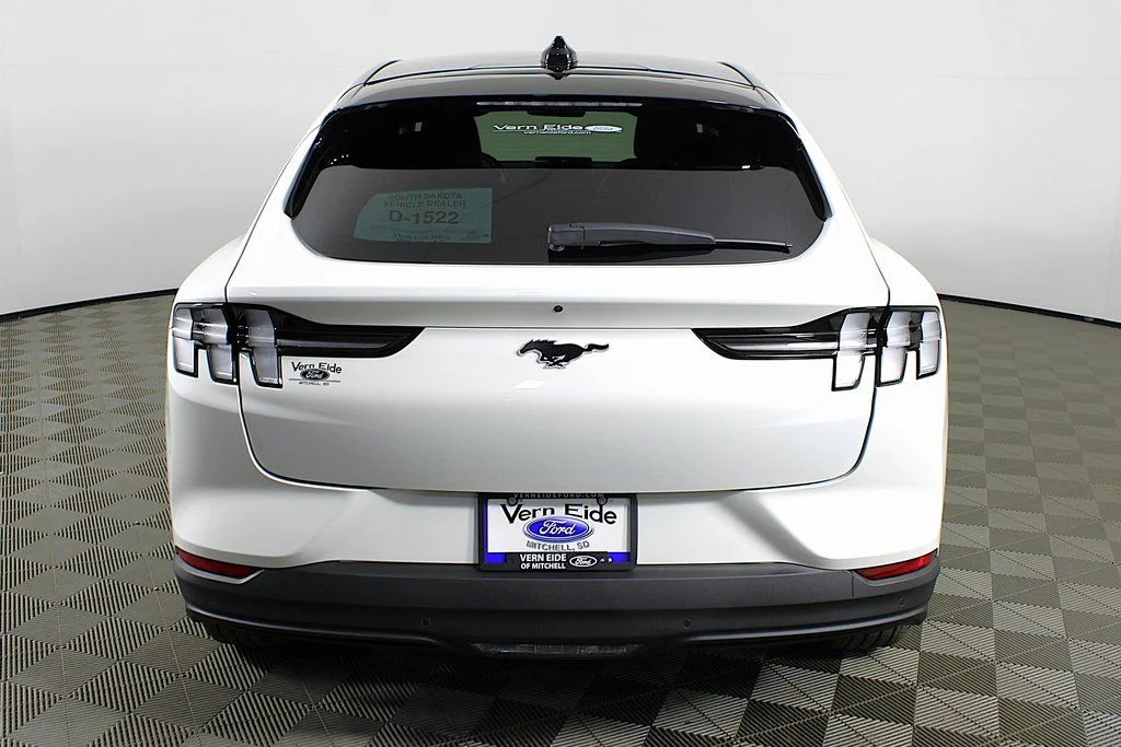 2025 Ford Mustang Mach-E Premium - Photo 7