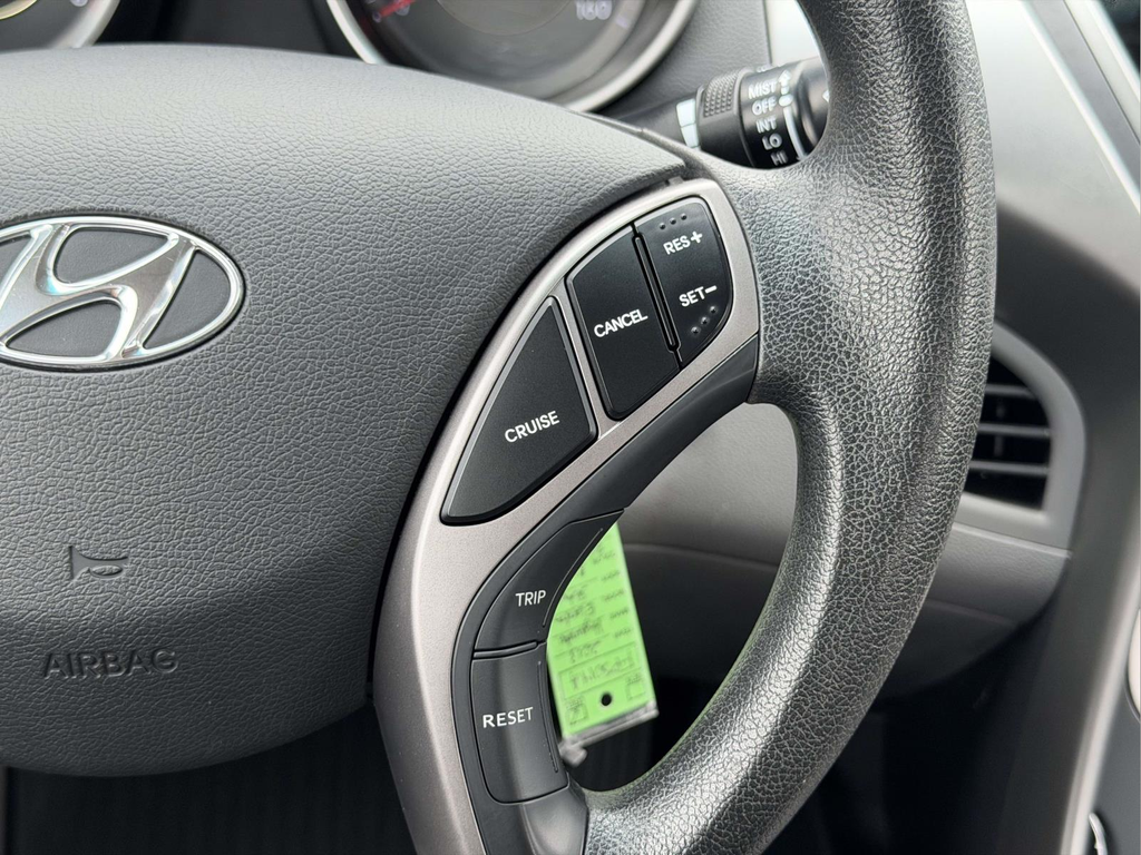 Used 2013 Black Hyundai GLS image 7