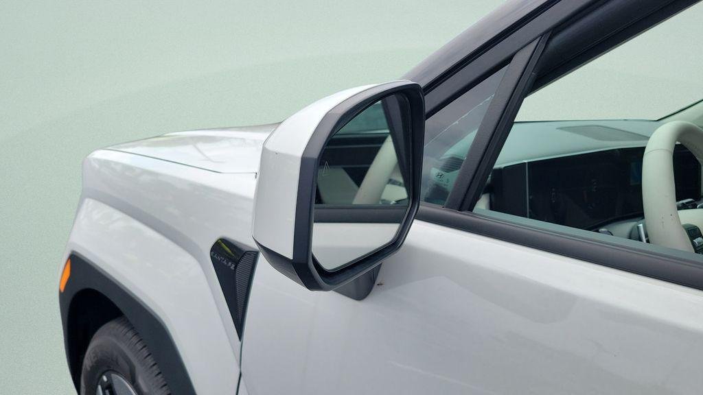 New 2026 White Hyundai SE image 27