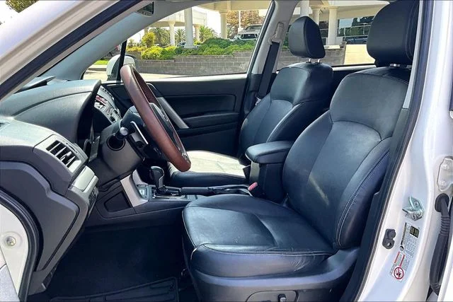 Used 2015 Satin White Pearl Subaru 2.0XT Touring image 24