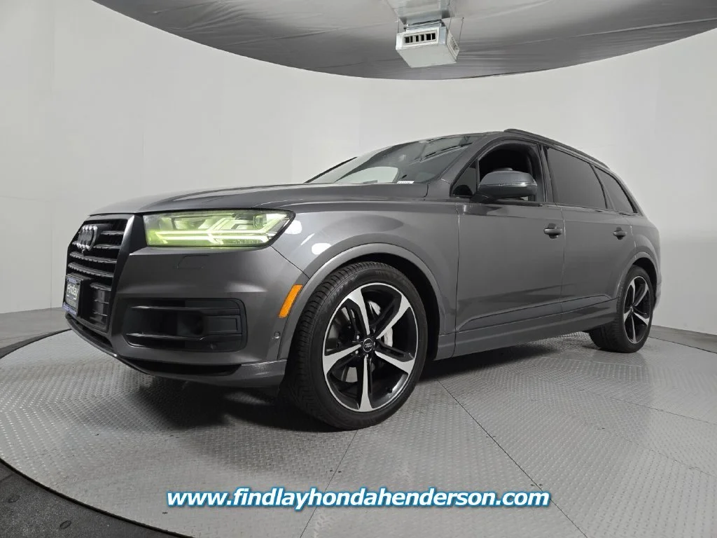 Used 2019 Gray Metallic Audi 55 SE Premium Plus image 2