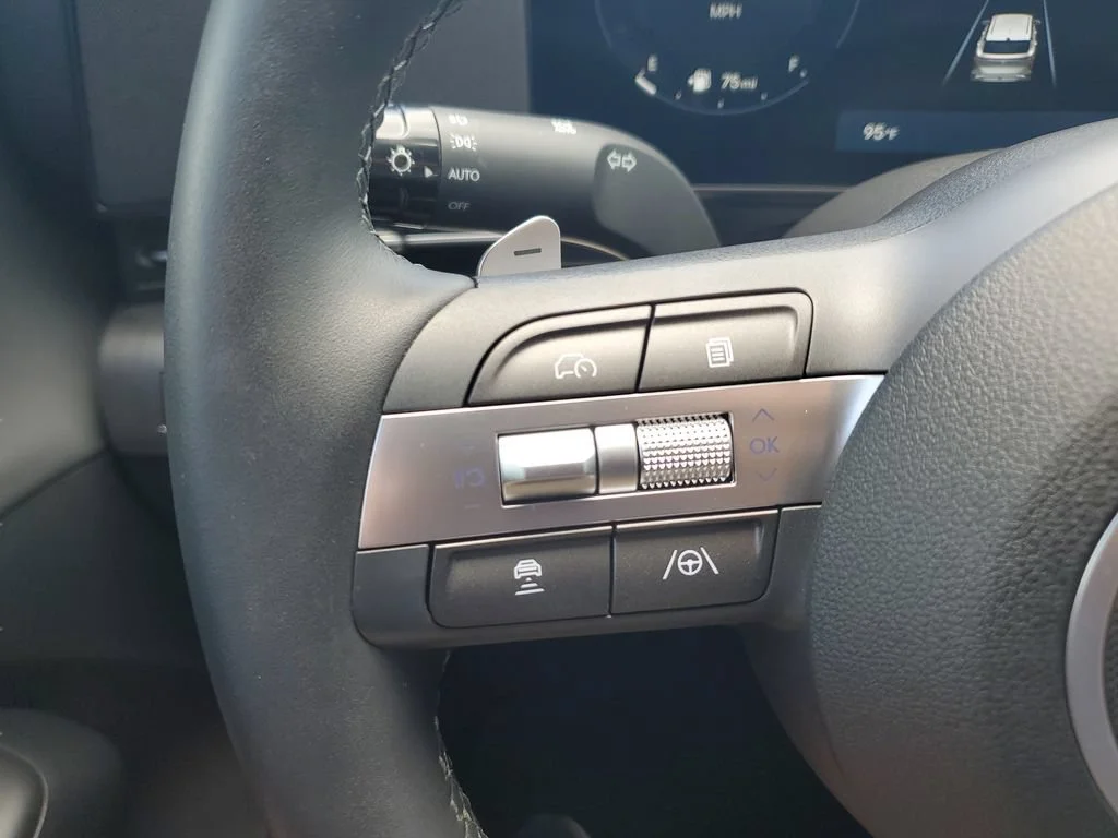 Used 2026 Gray Hyundai SEL Premium image 20