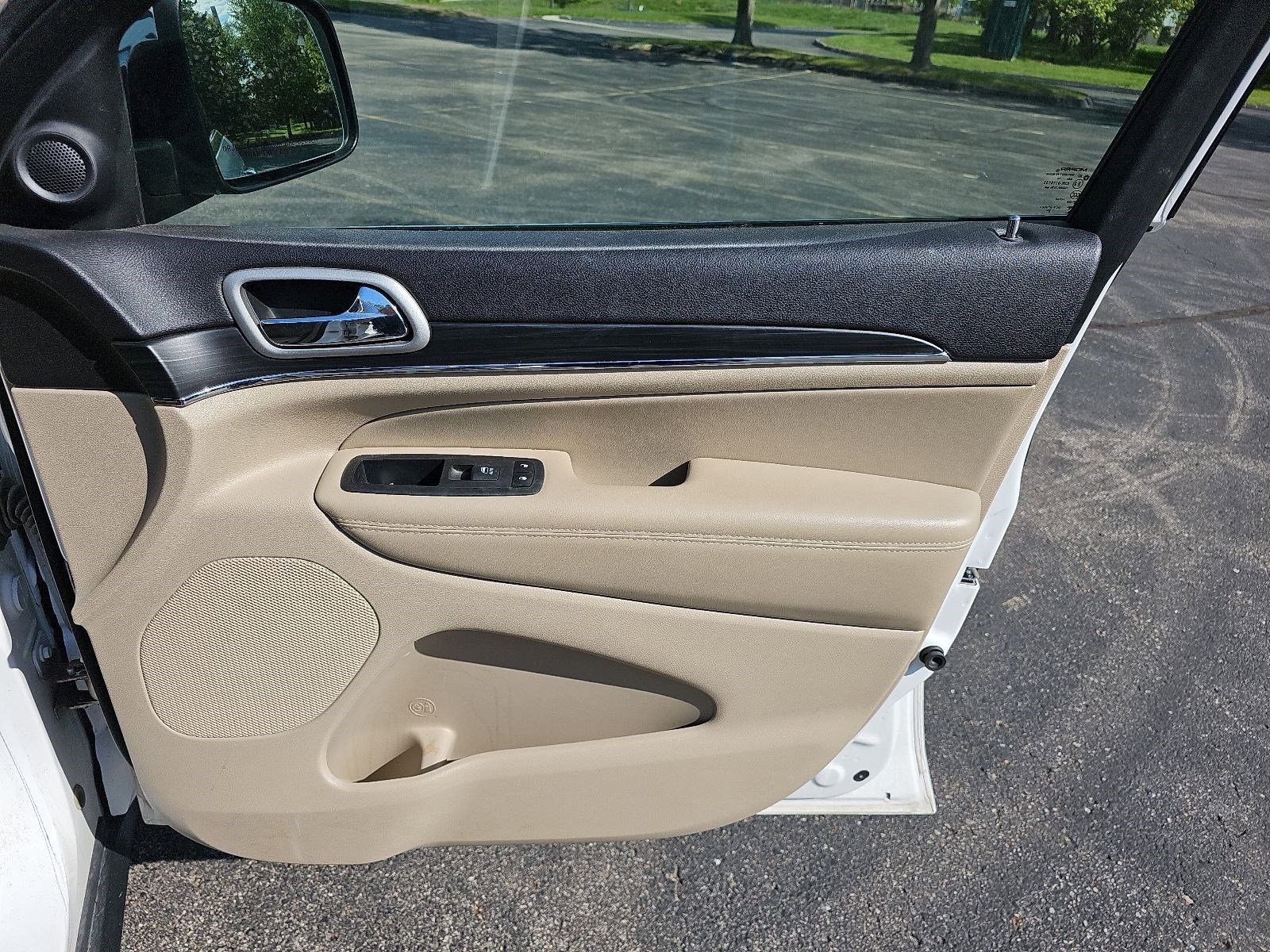 Used 2021 Bright White Clearcoat Jeep Limited image 14