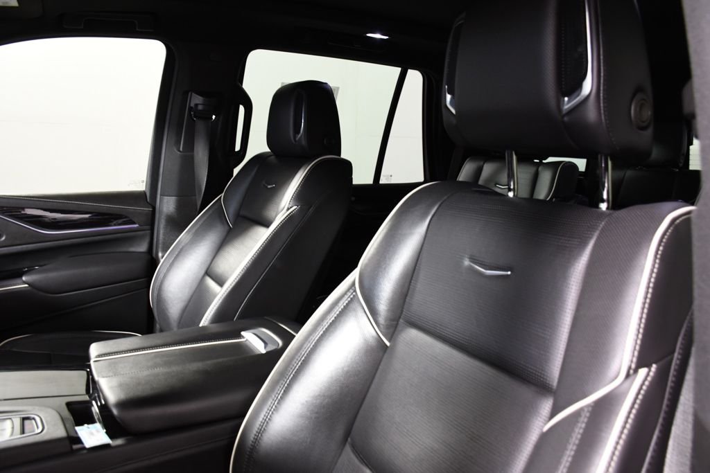 Used 2021 Satin Steel Metallic Cadillac Sport image 17