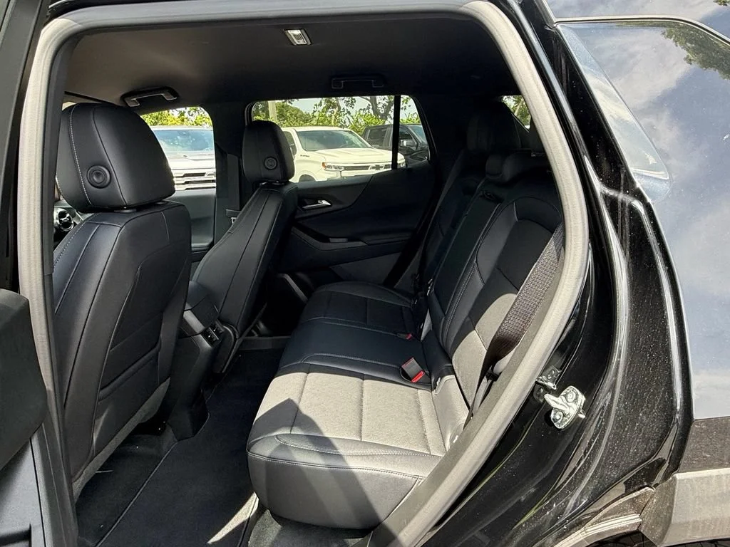 New 2026 Mosaic Black Metallic Chevrolet LT image 11