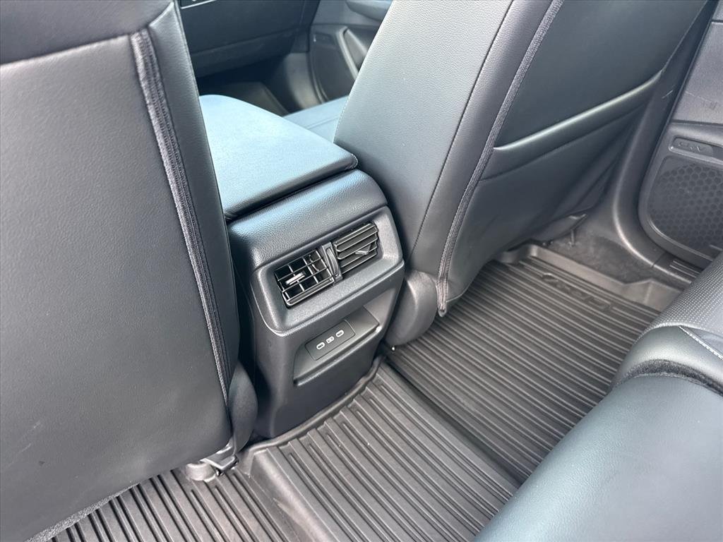 Used 2025 Solar Silver Metallic Honda EX-L image 15