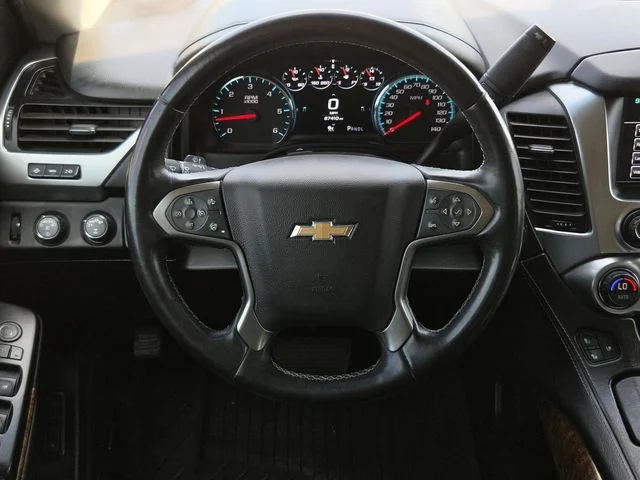 Used 2019 Silver Chevrolet Premier image 23