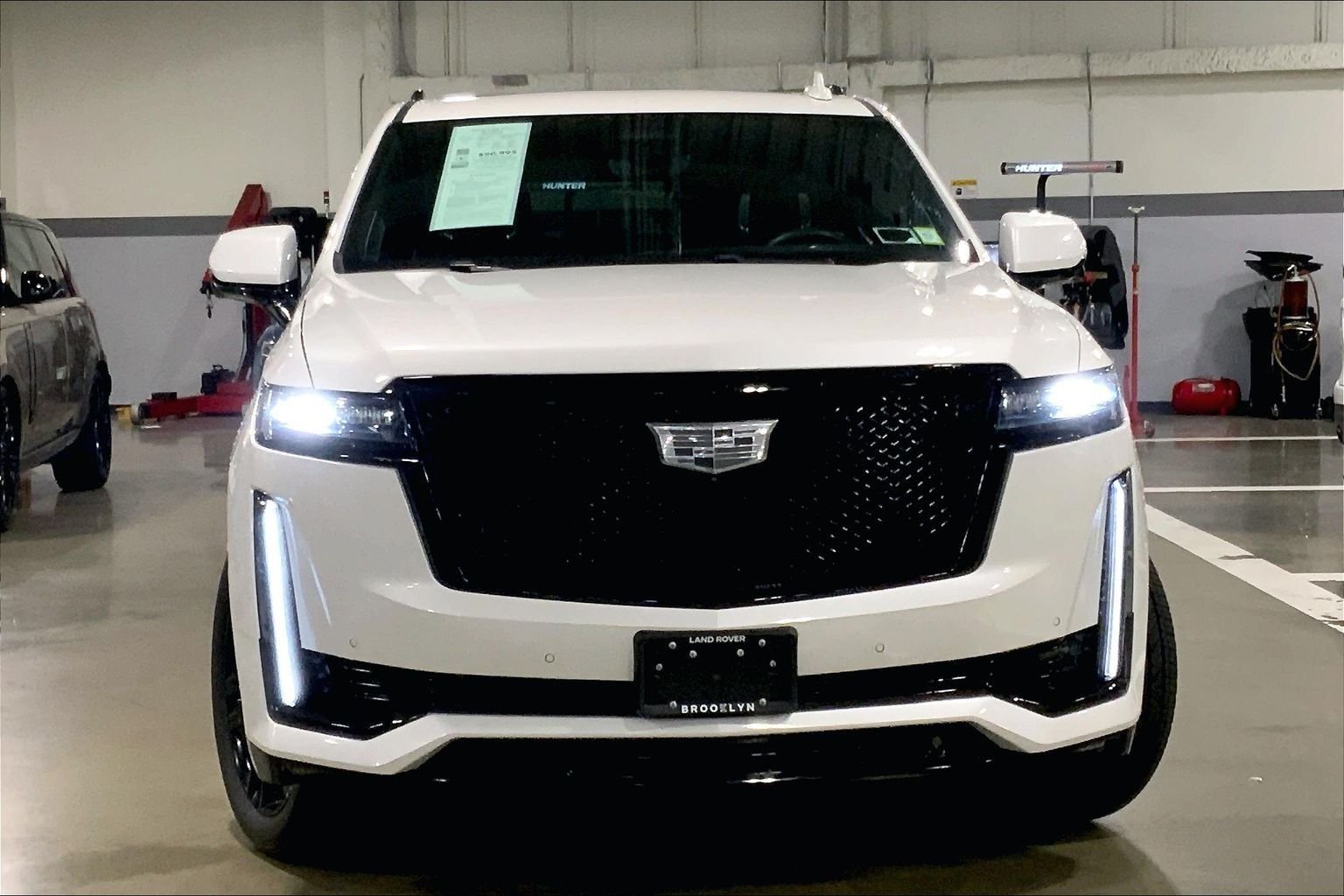 Used 2024 Crystal White Cadillac Sport Platinum image 3
