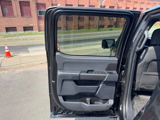 Used 2024 Black Ford XLT image 16