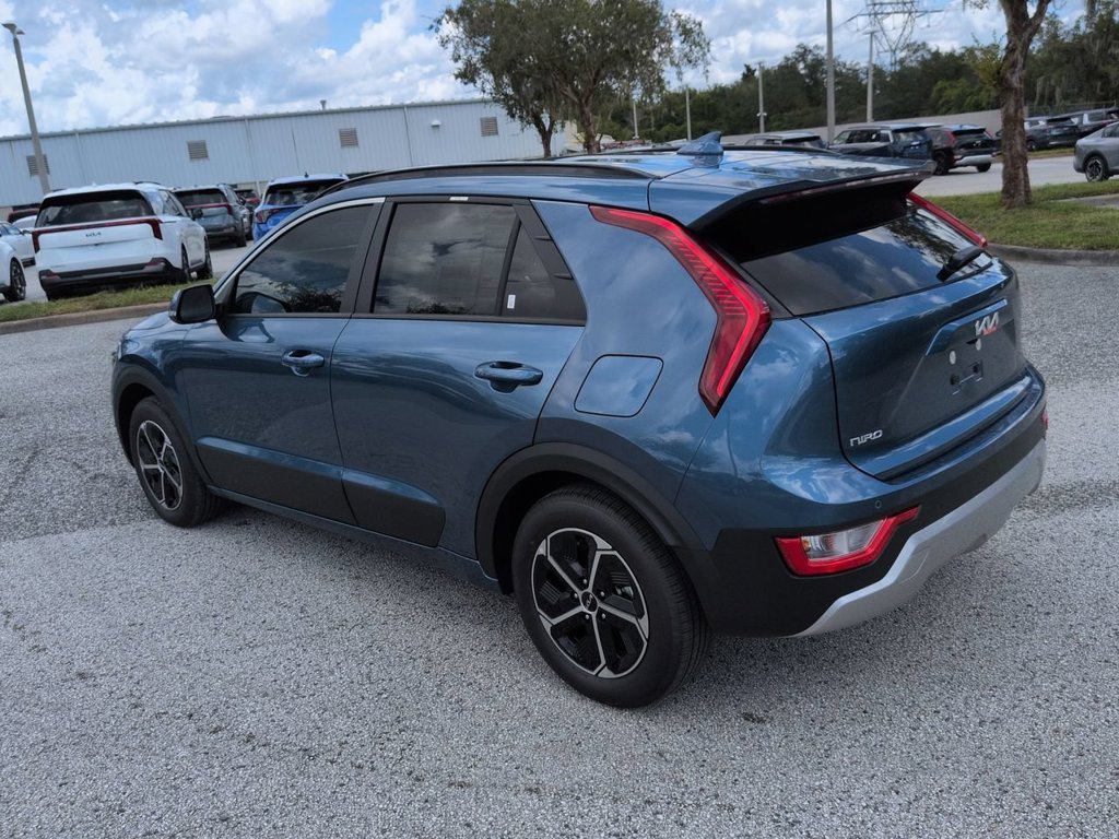New 2026 Mineral Blue Kia EX image 7