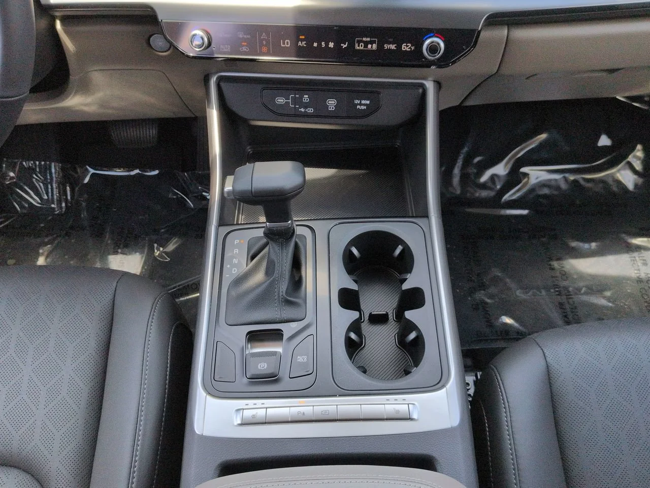 New 2027 Ceramic Silver Kia LXS image 21