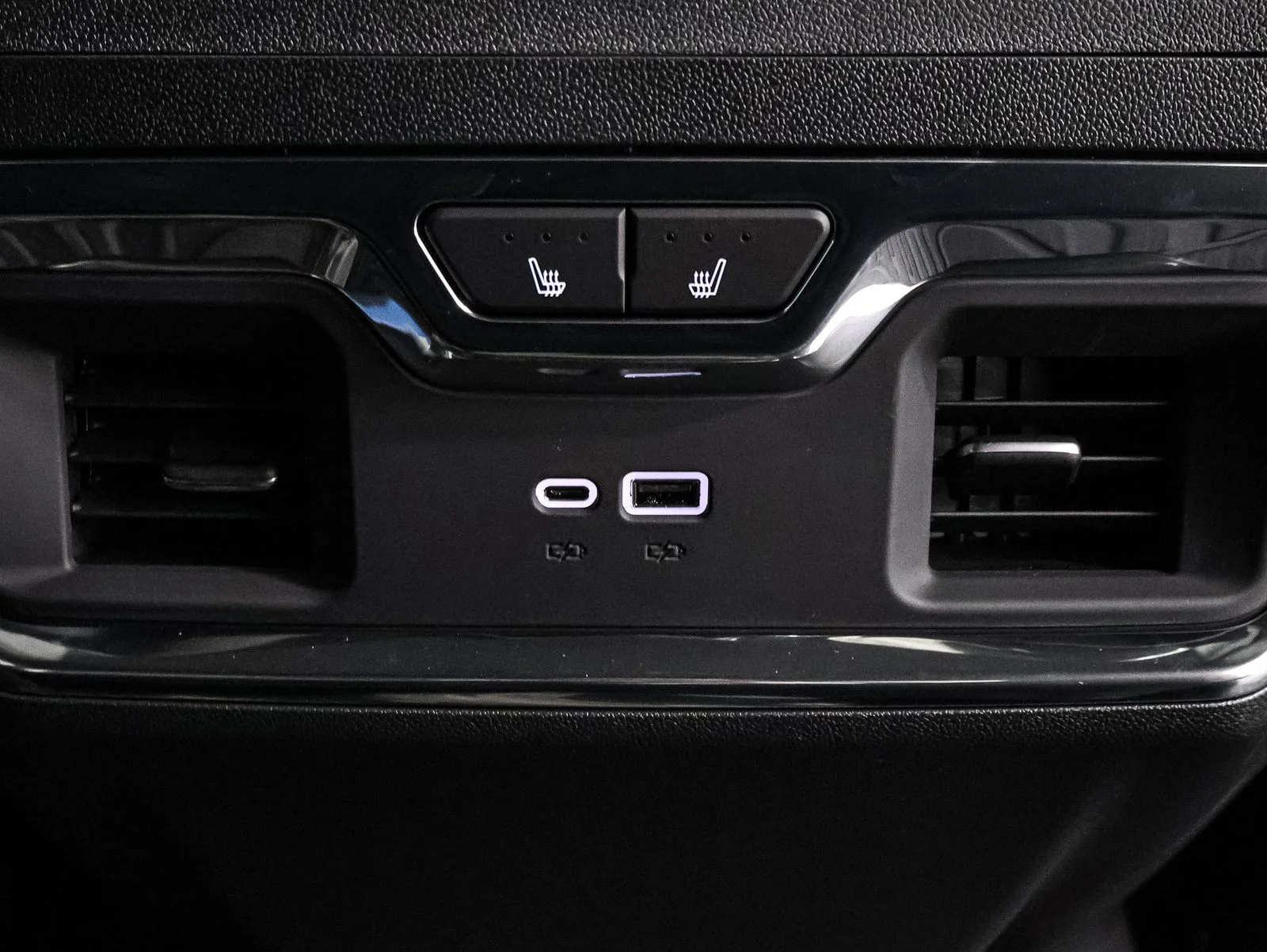 2026 GMC Sierra 3500HD SLT - Photo 27