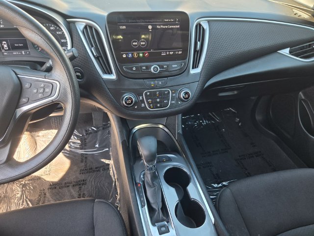 Used 2024 White Chevrolet LT image 17
