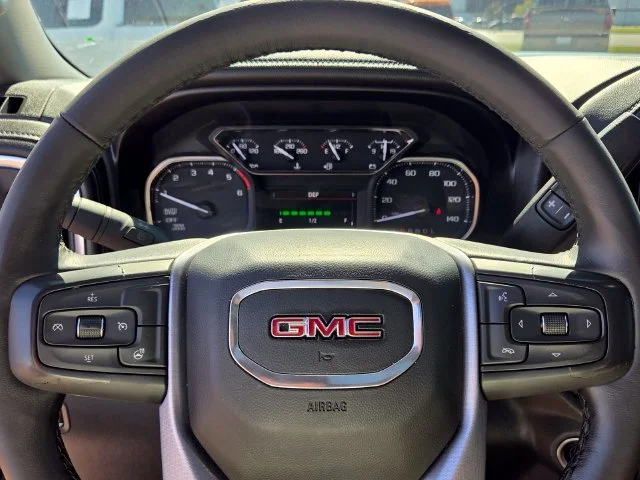 Used 2020 Gray GMC SLE image 24