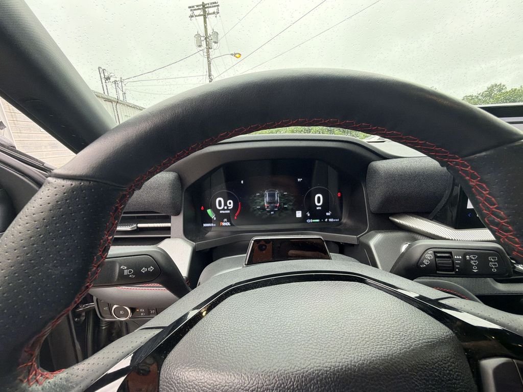 Used 2025 Gray Ford ST-Line image 15