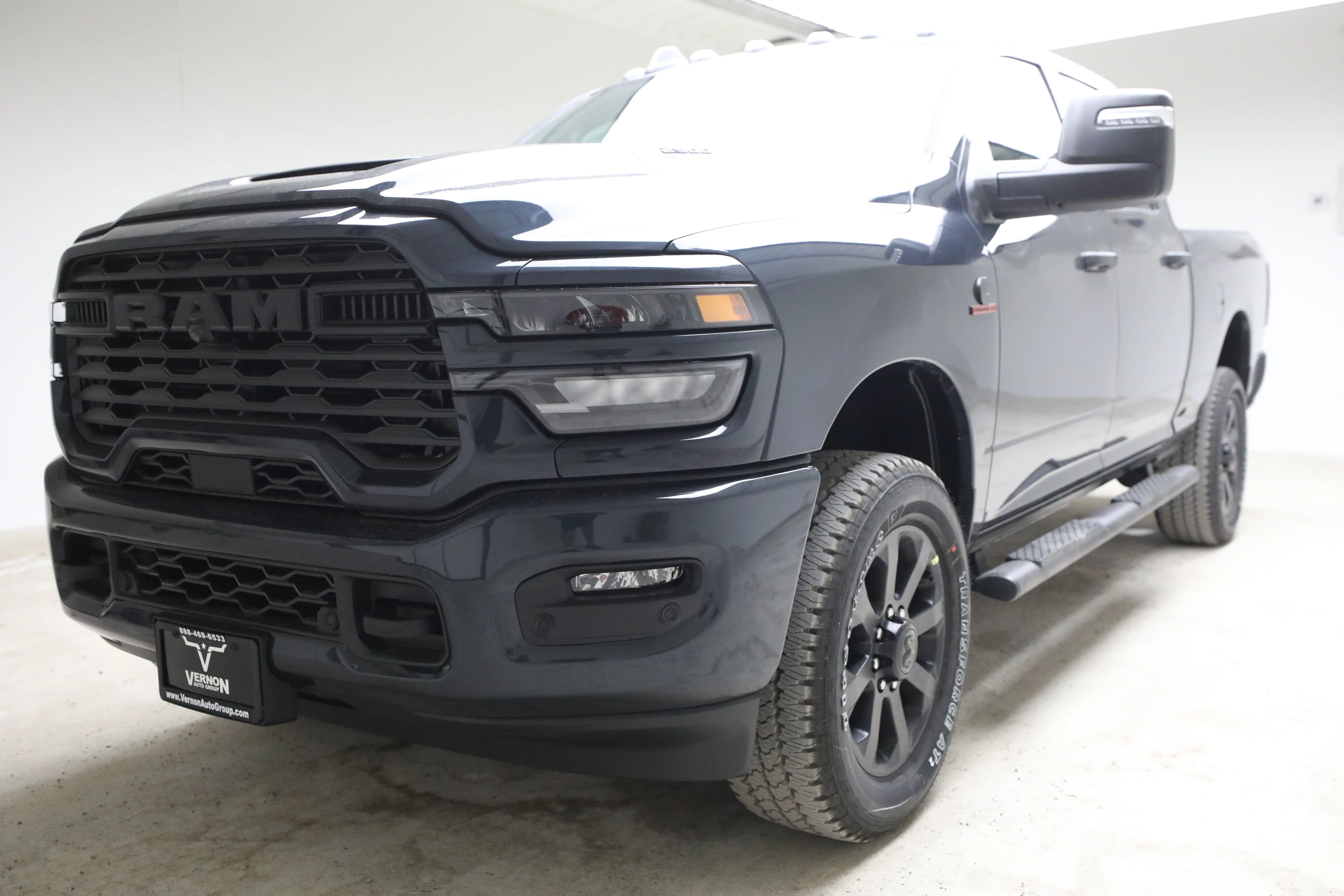 New 2026 Ram 2500 Black Express Crew Cab 4x4