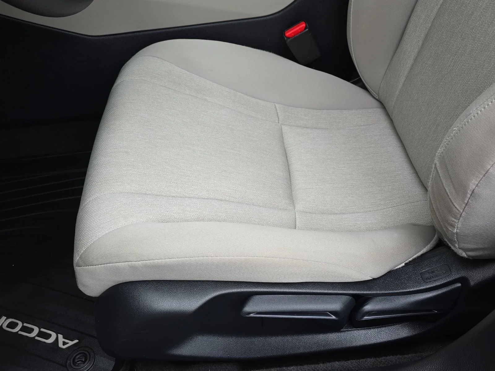 2024 Honda Accord LX - Photo 26