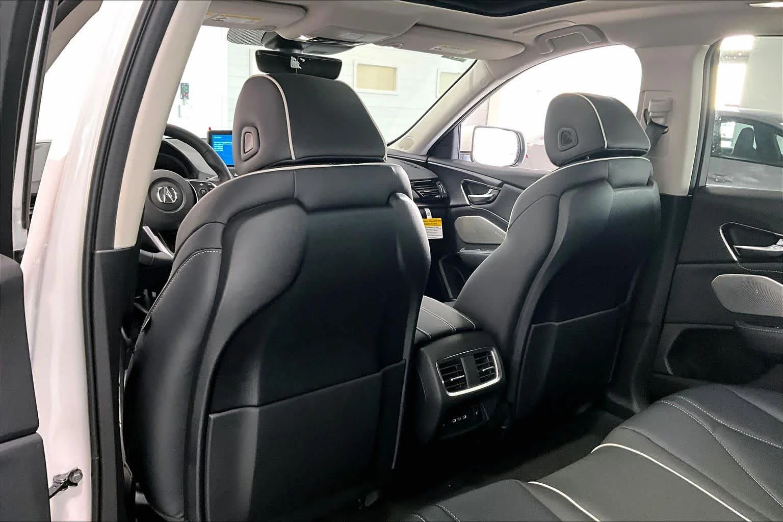 New 2026 Platinum White Pearl Acura w/Advance Package image 12