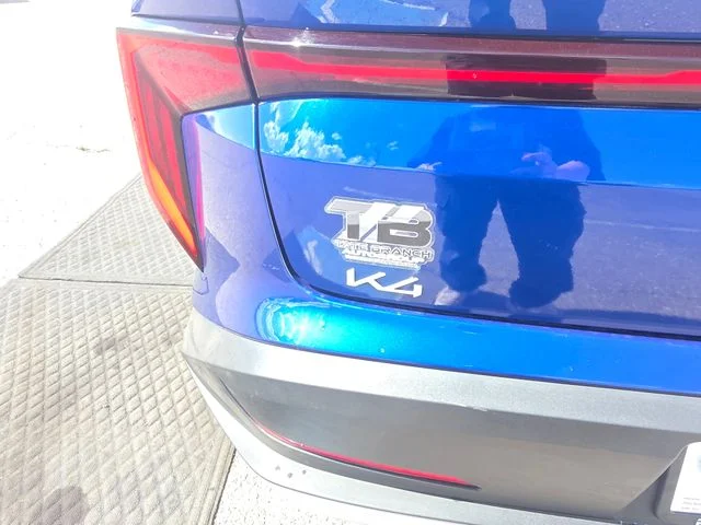 2025 Kia K4 LXS - Photo 26