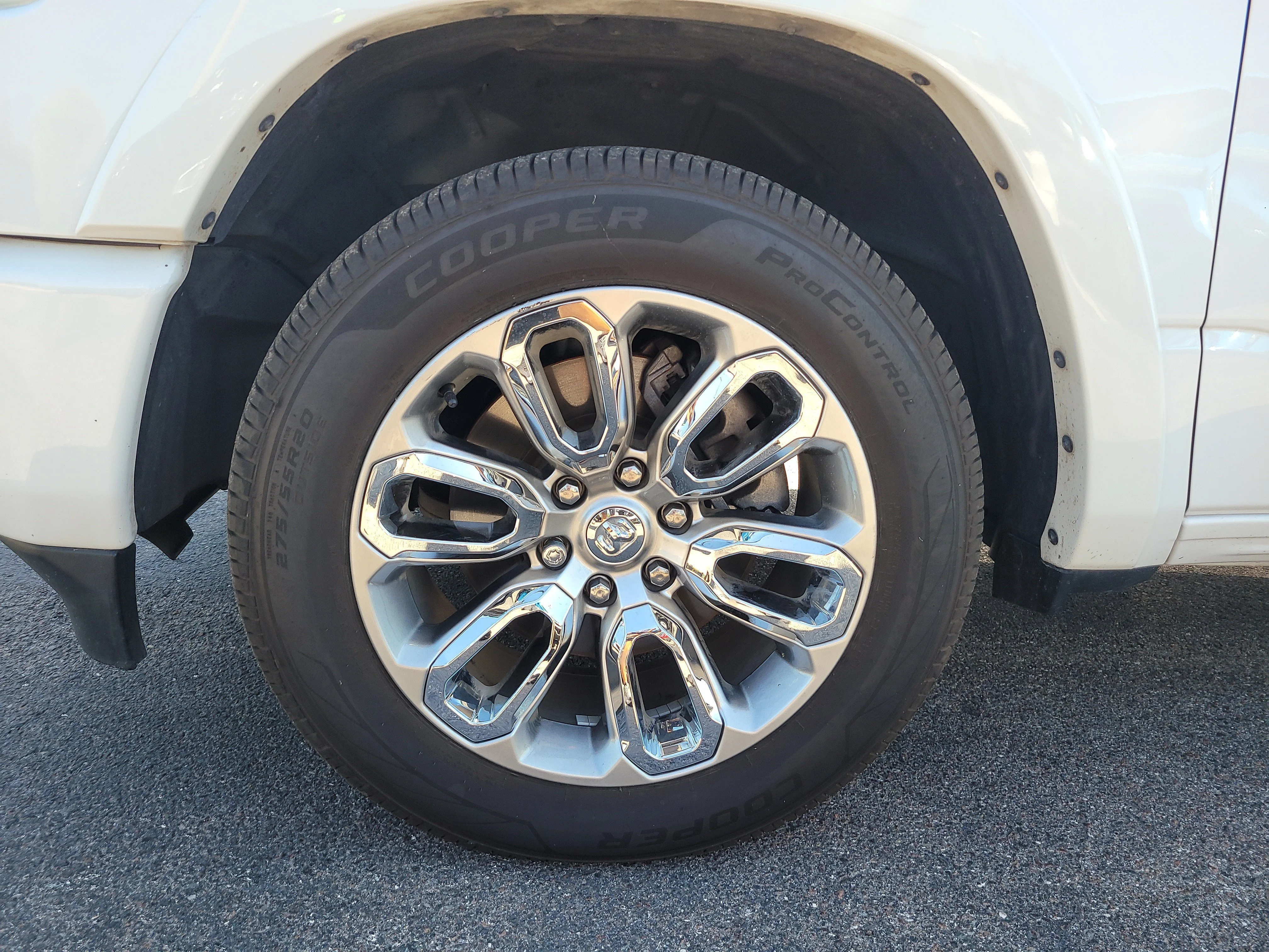 Used 2022 Bright White Clearcoat Ram Laramie image 10