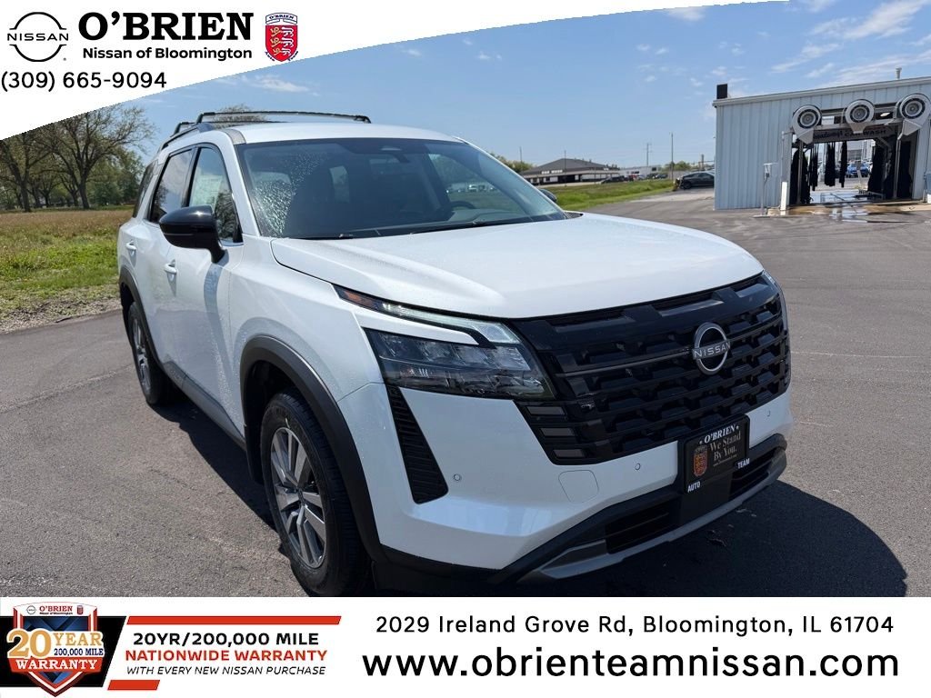 2026 Nissan Pathfinder SL 4WD's photo