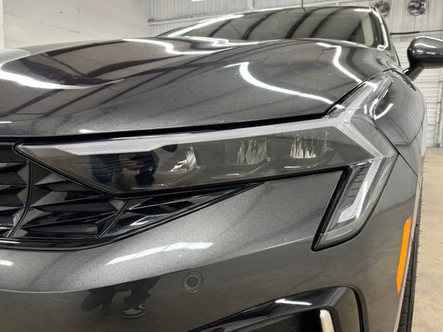 Used 2025 Gray Kia EX image 9