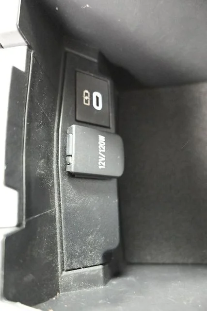 Used 2025 Blue Toyota L image 36
