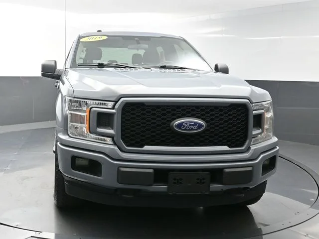 Used 2019 Black Ford XL image 2