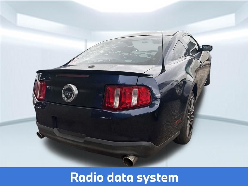 Used 2010  Ford GT Premium image 6