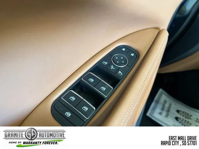 Used 2022 Blue INFINITI Sensory image 19
