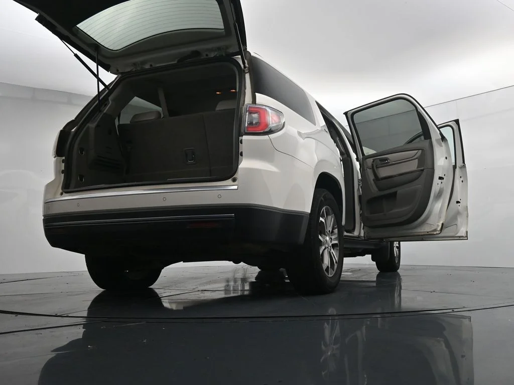 Used 2013 White GMC SLT-1 image 29