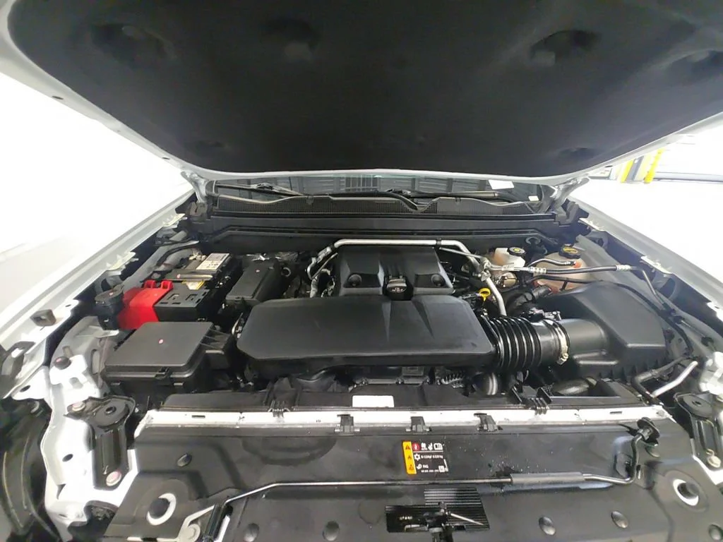 Used 2024 Summit White Chevrolet ZR2 image 24