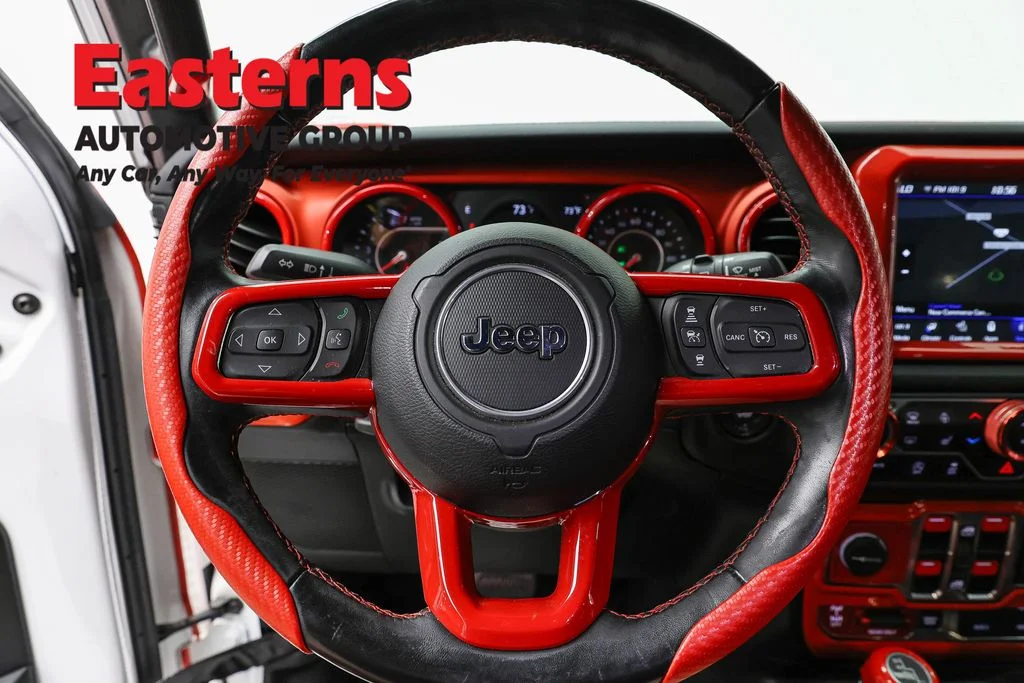 Used 2020 White Jeep Unlimited Rubicon image 10