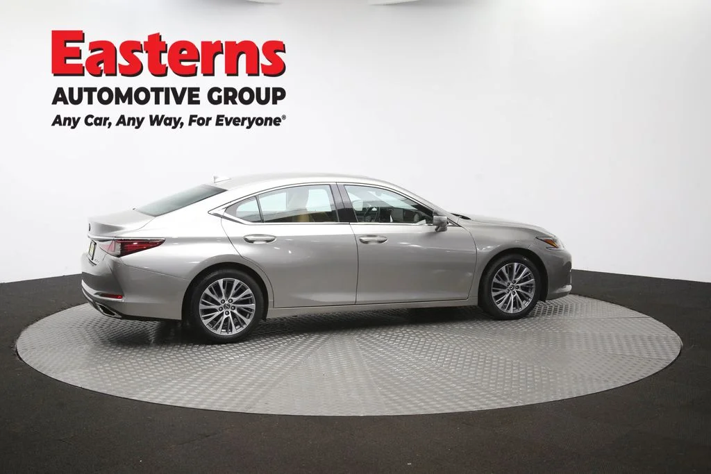 Used 2021 Silver Lexus 350 image 44