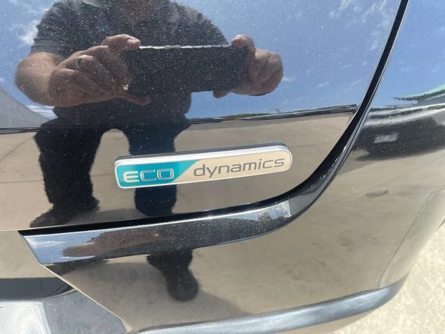 Used 2025 Black Kia EX image 23