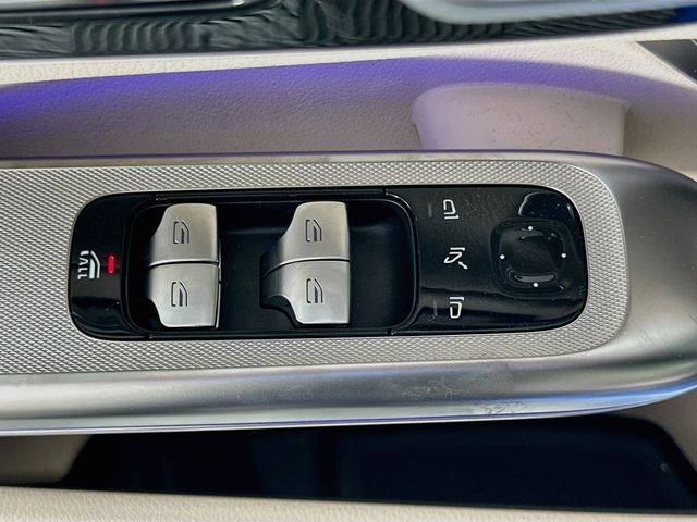 New 2027 Starling Blue Metallic Mercedes-Benz CLE 300 image 18