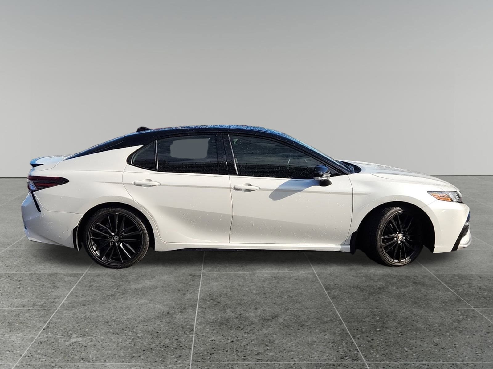 2024 Toyota Camry XSE - Photo 8