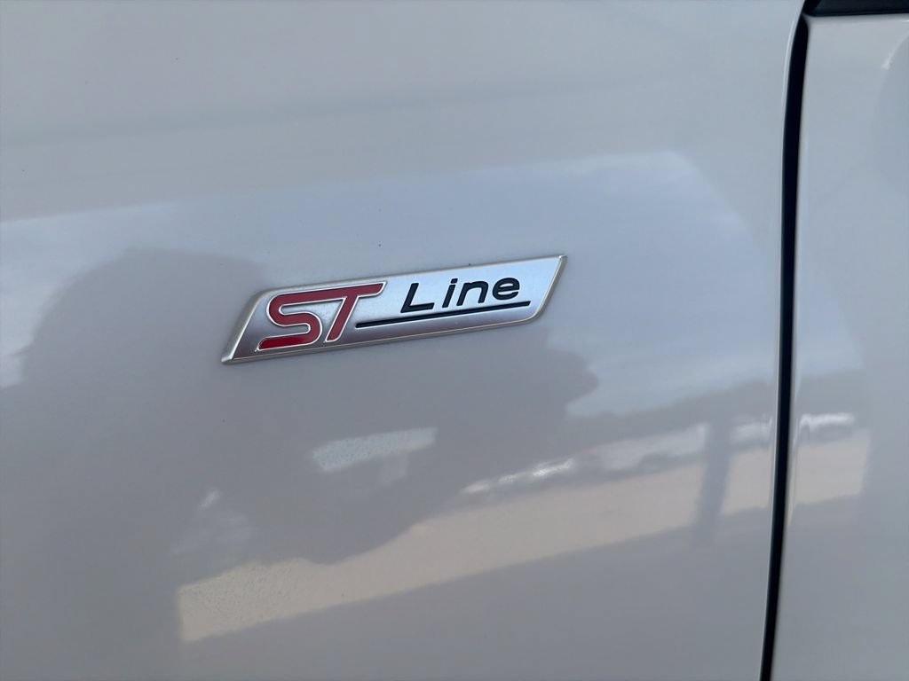 2025 Ford Escape ST-Line - Photo 32