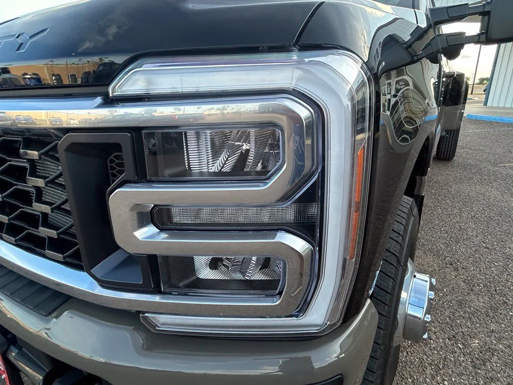 New 2027 Agate Black Metallic Ford F-350® King Ranch® image 11